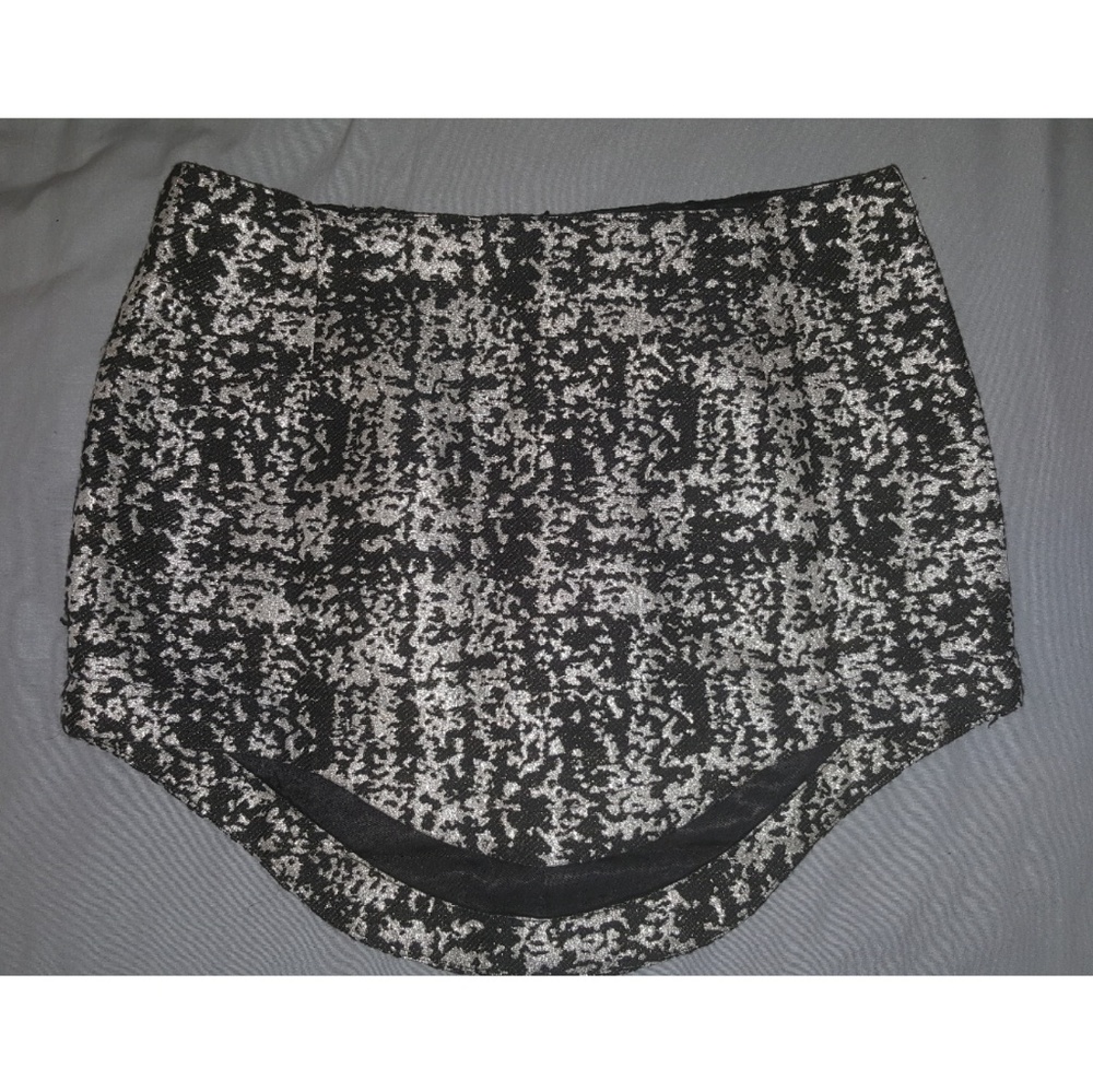 SOLD! Goodnight Macaroon Black Gold Skirt small